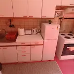 Gracia Villa *